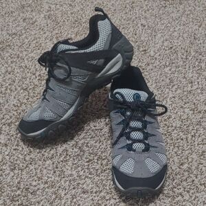 Merrell Women's Accentor 2 Black and Gray Outdoor Shoes Size 7.5